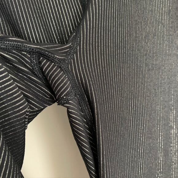 Carbon38 Black Striped Metallic Flared Shimmer Pants Size Medium New - Picture 10 of 14